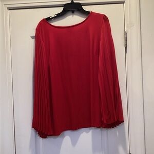Chic Scarlet Blouse with Pleated Sleeves